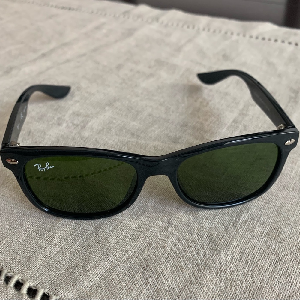 Junior Ray Ban